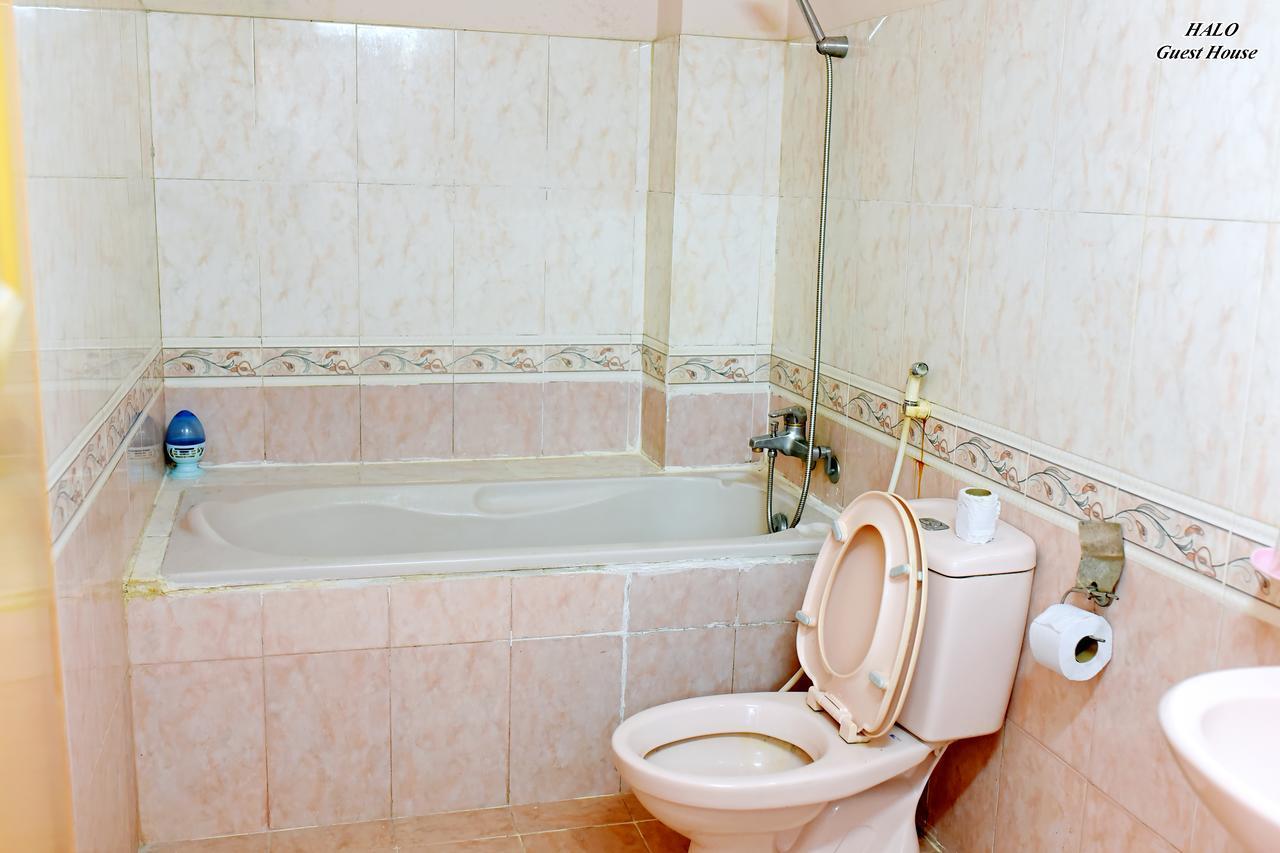 Haloo Bed & Breakfast Hue Bagian luar foto
